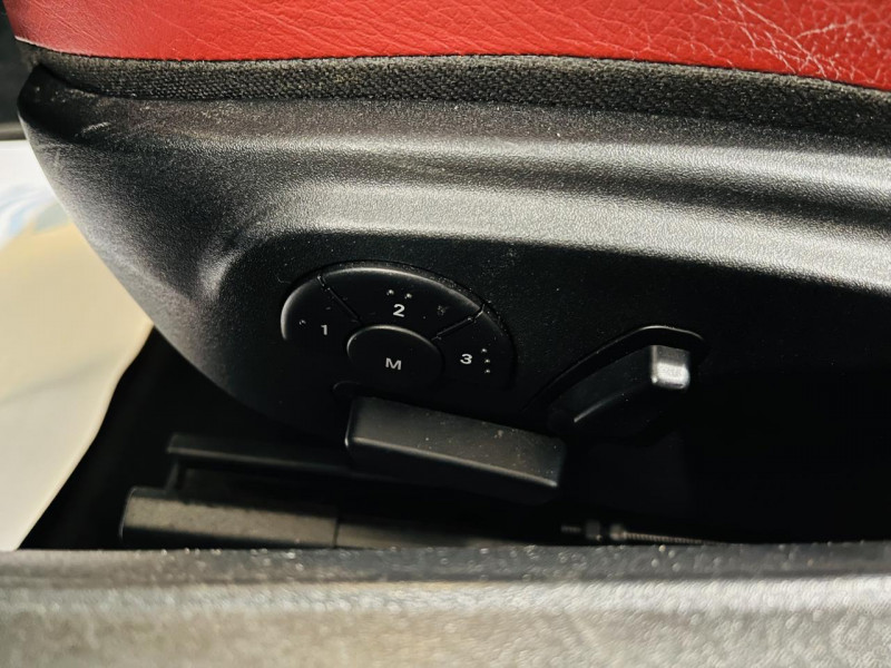 Photo 14 de l'offre de MERCEDES-BENZ SLK 350 V6 305ch 7G-Tronic à 17490€ chez Occasions Champenoises