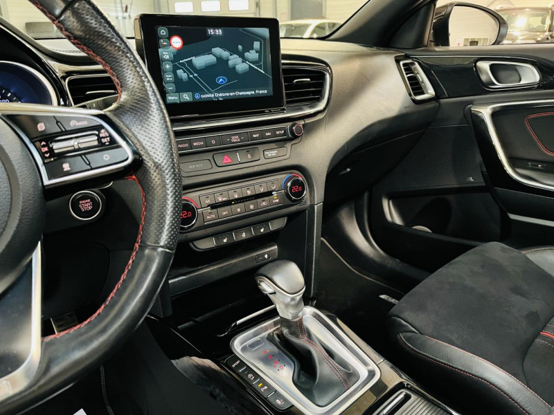 Photo 6 de l'offre de KIA PRO CEE D  1.6 T-GDi 204 ch ISG DCT7 GT à 22990€ chez Occasions Champenoises