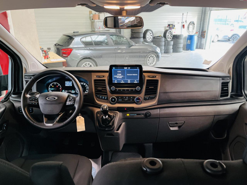 Photo 3 de l'offre de FORD TRANSIT CUSTOM KOMBI 320 L2H1 2.0 EcoBlue 130 Trend Business 9 places à 29990€ chez Occasions Champenoises
