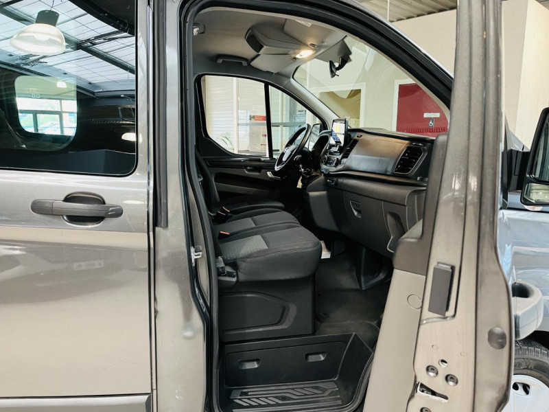 Photo 14 de l'offre de FORD TRANSIT CUSTOM KOMBI 320 L2H1 2.0 EcoBlue 130 Trend Business 9 places à 29990€ chez Occasions Champenoises