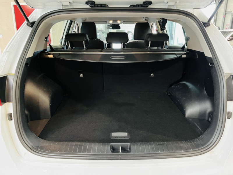 Photo 12 de l'offre de KIA SPORTAGE 1.6 CRDi 136ch MHEV ISG BVM6 4x2 Black Edition à 16990€ chez Occasions Champenoises