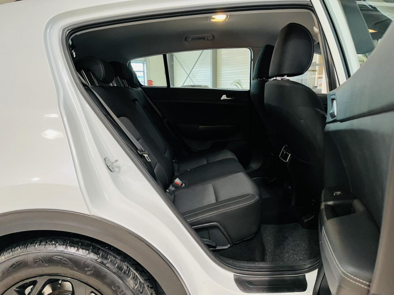 Photo 13 de l'offre de KIA SPORTAGE 1.6 CRDi 136ch MHEV ISG BVM6 4x2 Black Edition à 16990€ chez Occasions Champenoises