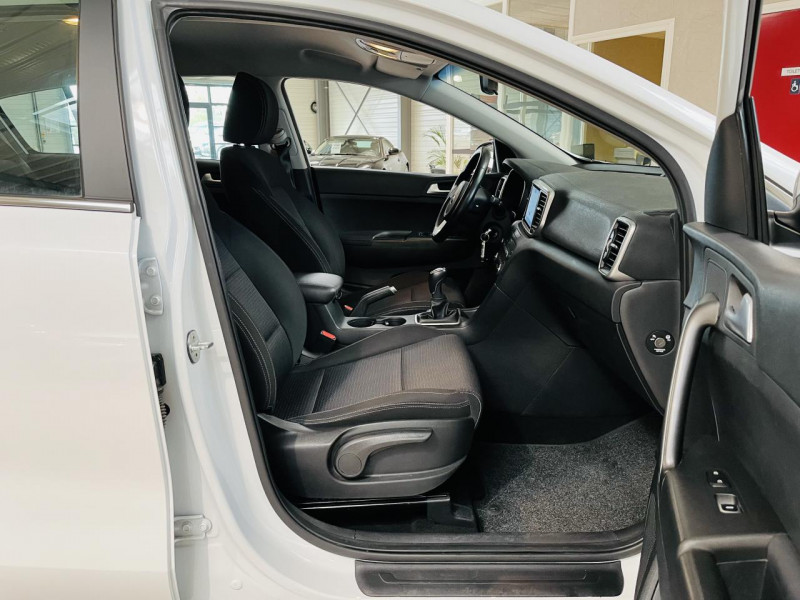 Photo 14 de l'offre de KIA SPORTAGE 1.6 CRDi 136ch MHEV ISG BVM6 4x2 Black Edition à 16990€ chez Occasions Champenoises