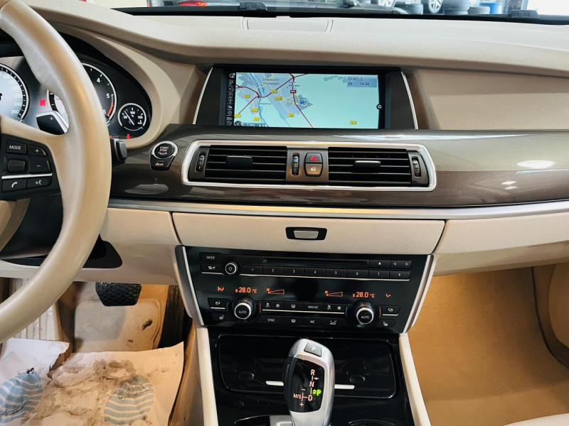 Photo 6 de l'offre de BMW SERIE 5 GRAN TURISMO  520d 163 ch F07 Modern BVA 8 à 21990€ chez Occasions Champenoises