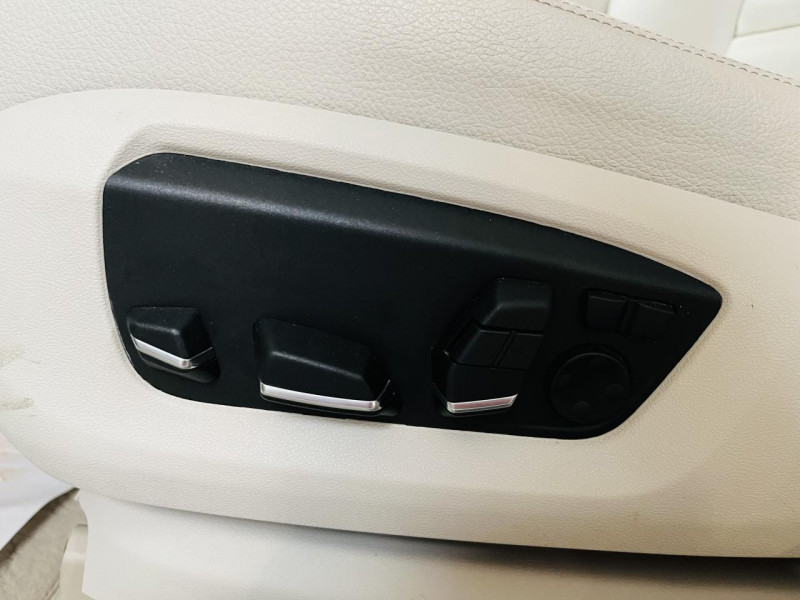 Photo 10 de l'offre de BMW SERIE 5 GRAN TURISMO  520d 163 ch F07 Modern BVA 8 à 21990€ chez Occasions Champenoises