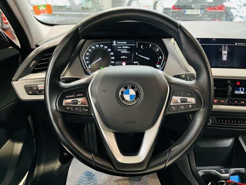 Photo 4 de l'offre de BMW SERIE 1  116d 116 ch F40 à 17490€ chez Occasions Champenoises