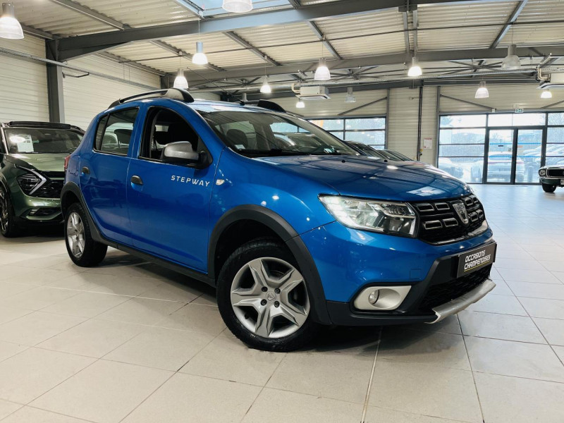 Dacia SANDERO TCe 90 Stepway ESSENCE BLEU D'AZURITE Occasion à vendre