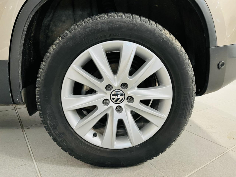 Photo 21 de l'offre de VOLKSWAGEN TIGUAN 1.4 TSI 160 BlueMotion Technology Sportline DSG6 à 17990€ chez Occasions Champenoises