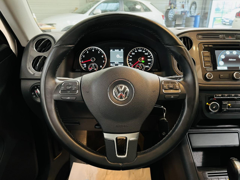 Photo 5 de l'offre de VOLKSWAGEN TIGUAN 1.4 TSI 160 BlueMotion Technology Sportline DSG6 à 17990€ chez Occasions Champenoises