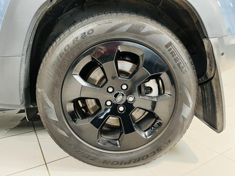 Photo 23 de l'offre de LAND-ROVER DEFENDER 110 P400e PHEV BVA8 S à 59990€ chez Occasions Champenoises