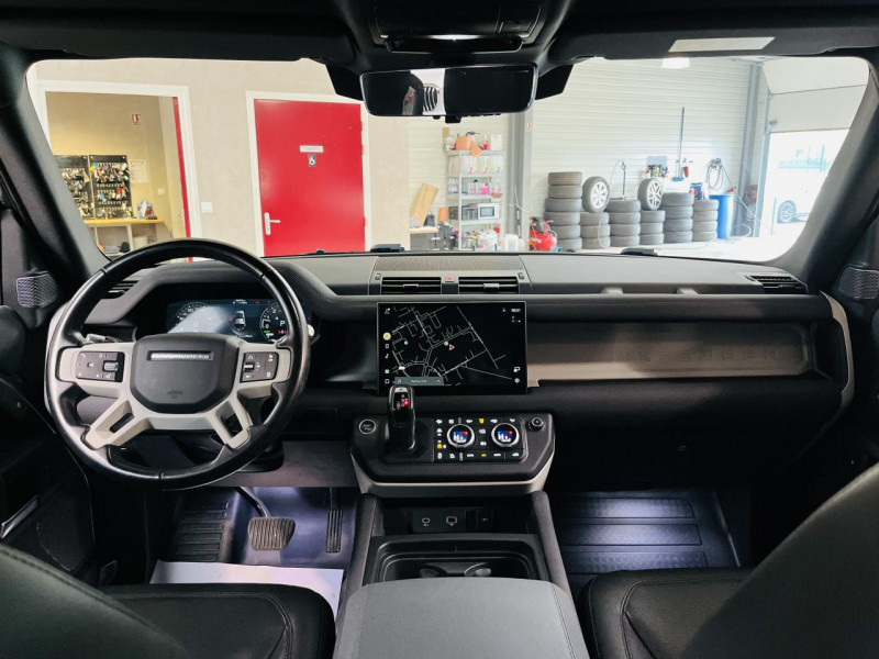 Photo 3 de l'offre de LAND-ROVER DEFENDER 110 P400e PHEV BVA8 S à 59990€ chez Occasions Champenoises