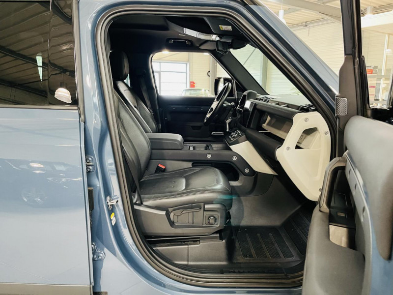 Photo 16 de l'offre de LAND-ROVER DEFENDER 110 P400e PHEV BVA8 S à 59990€ chez Occasions Champenoises