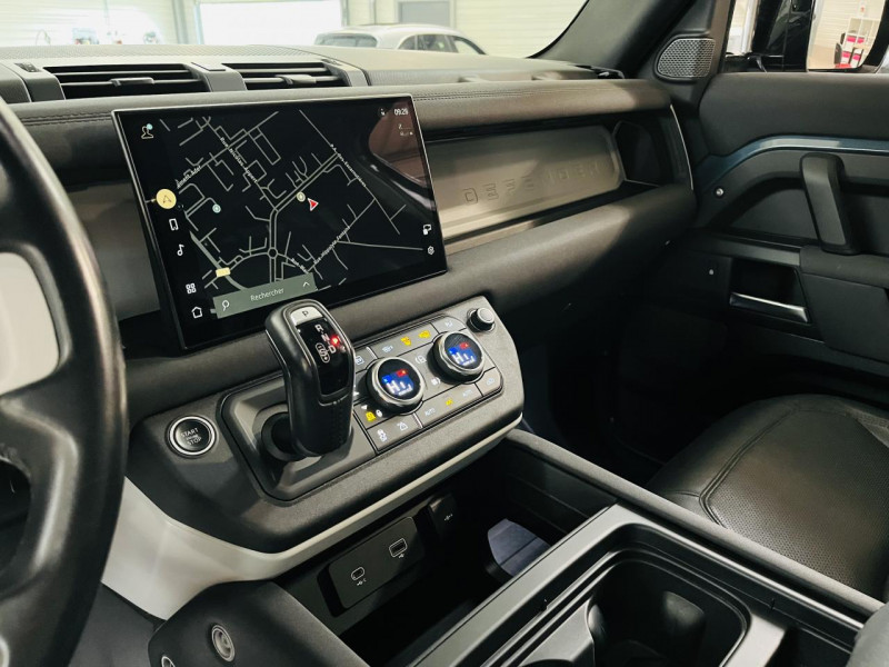 Photo 5 de l'offre de LAND-ROVER DEFENDER 110 P400e PHEV BVA8 S à 59990€ chez Occasions Champenoises