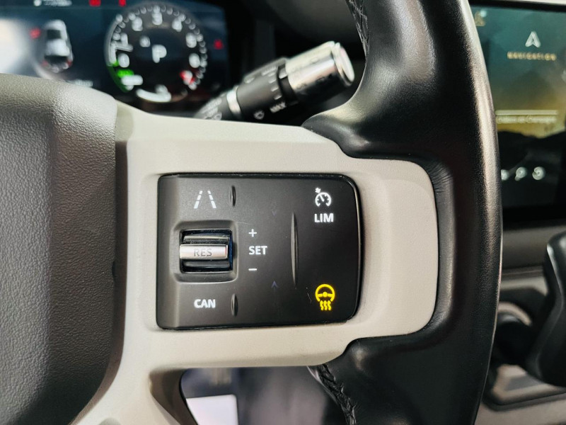 Photo 10 de l'offre de LAND-ROVER DEFENDER 110 P400e PHEV BVA8 S à 59990€ chez Occasions Champenoises