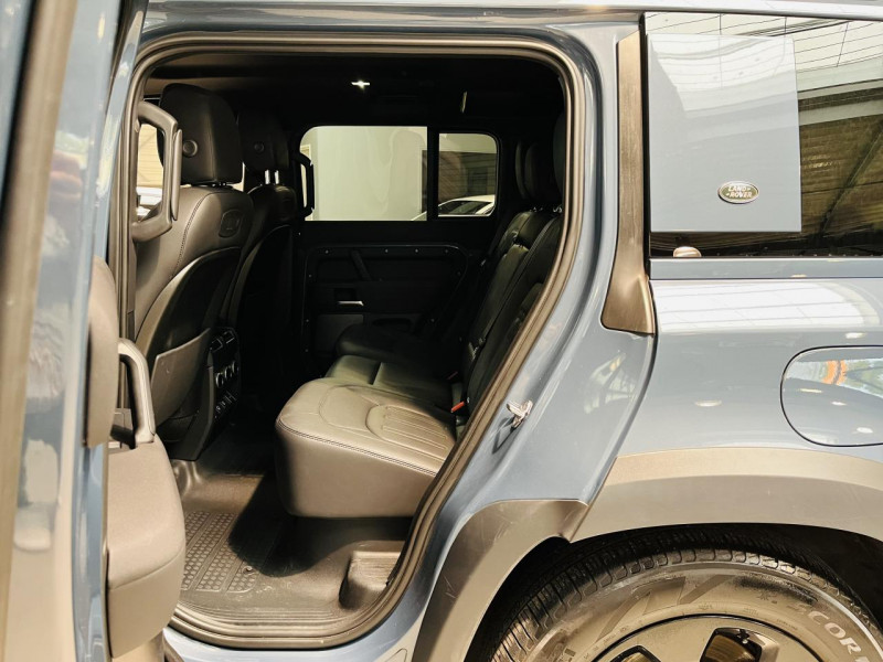 Photo 13 de l'offre de LAND-ROVER DEFENDER 110 P400e PHEV BVA8 S à 59990€ chez Occasions Champenoises