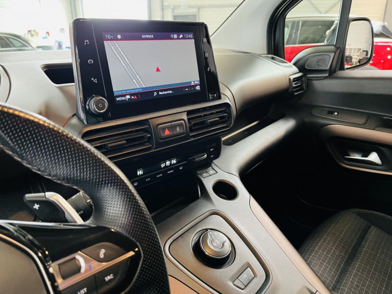 Photo 5 de l'offre de PEUGEOT RIFTER Standard BlueHDi 130 S&S EAT8 GT Line à 19990€ chez Occasions Champenoises