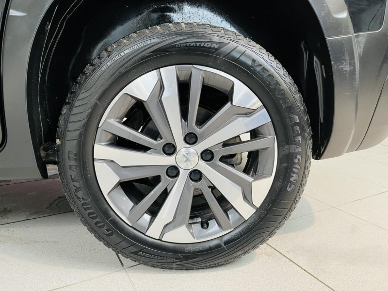 Photo 22 de l'offre de PEUGEOT RIFTER Standard BlueHDi 130 S&S EAT8 GT Line à 19990€ chez Occasions Champenoises