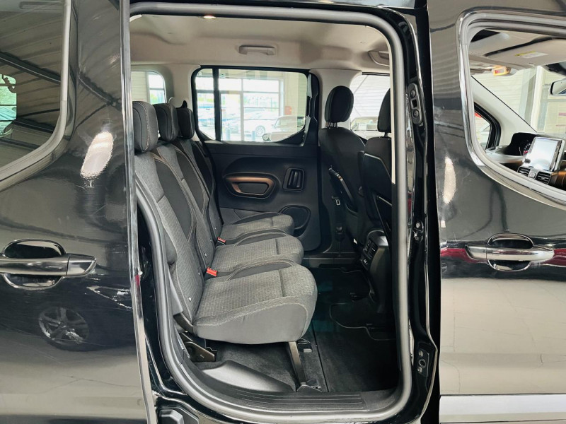 Photo 14 de l'offre de PEUGEOT RIFTER Standard BlueHDi 130 S&S EAT8 GT Line à 19990€ chez Occasions Champenoises