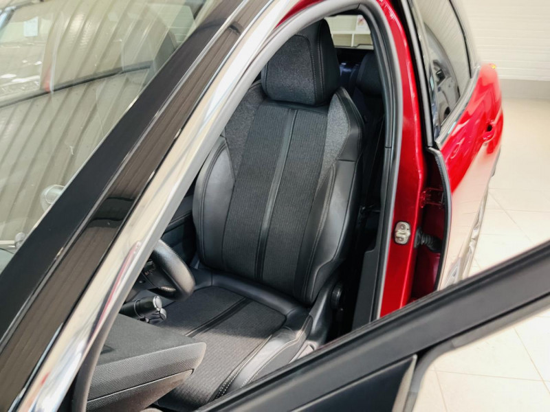 Photo 9 de l'offre de PEUGEOT 3008  1.6 BlueHDi 115 Gt Line BVM à 16490€ chez Occasions Champenoises