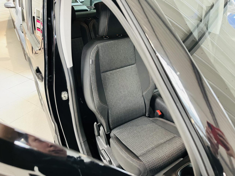 Photo 16 de l'offre de PEUGEOT RIFTER Standard BlueHDi 130 S&S EAT8 GT Line à 19990€ chez Occasions Champenoises