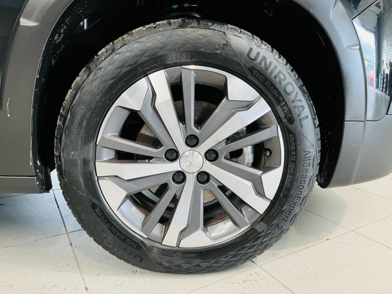 Photo 24 de l'offre de PEUGEOT RIFTER Standard BlueHDi 130 S&S EAT8 GT Line à 19990€ chez Occasions Champenoises