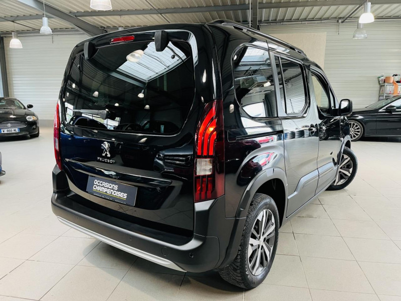 Photo 20 de l'offre de PEUGEOT RIFTER Standard BlueHDi 130 S&S EAT8 GT Line à 19990€ chez Occasions Champenoises