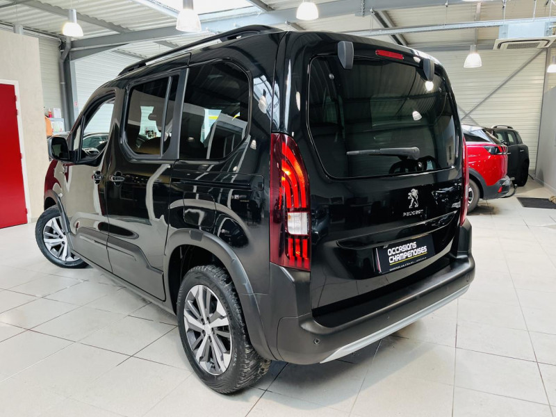 Photo 17 de l'offre de PEUGEOT RIFTER Standard BlueHDi 130 S&S EAT8 GT Line à 19990€ chez Occasions Champenoises