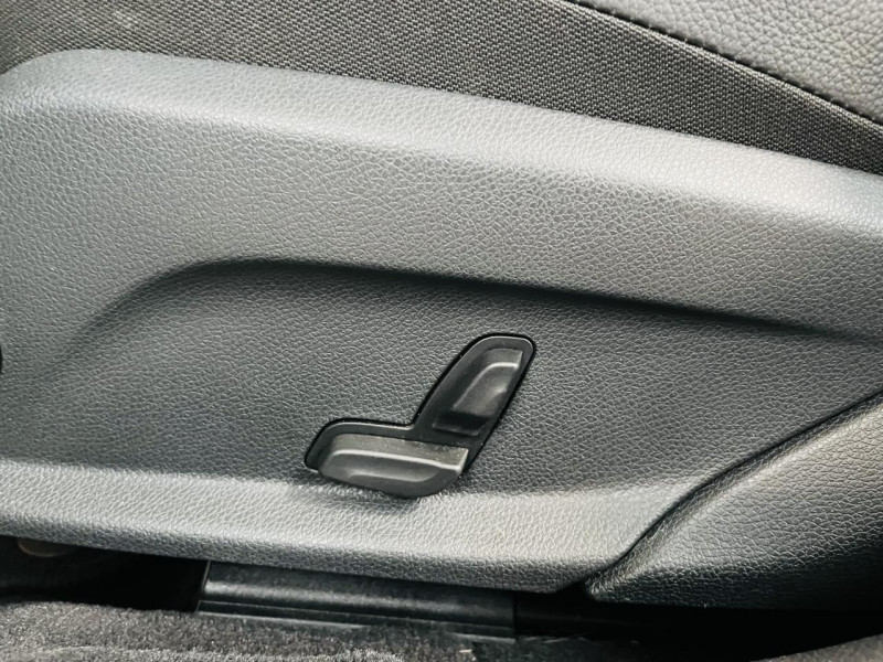 Photo 9 de l'offre de MERCEDES-BENZ Classe C Break 250 d 204 Sportline 9G-Tronic à 19990€ chez Occasions Champenoises