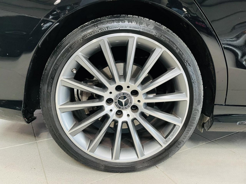 Photo 21 de l'offre de MERCEDES-BENZ Classe C Break 250 d 204 Sportline 9G-Tronic à 19990€ chez Occasions Champenoises