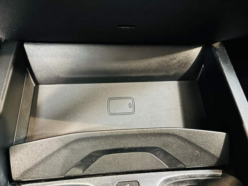 Photo 9 de l'offre de BMW SERIE 1  118i 136 ch DKG7 F40 Business Design à 21990€ chez Occasions Champenoises