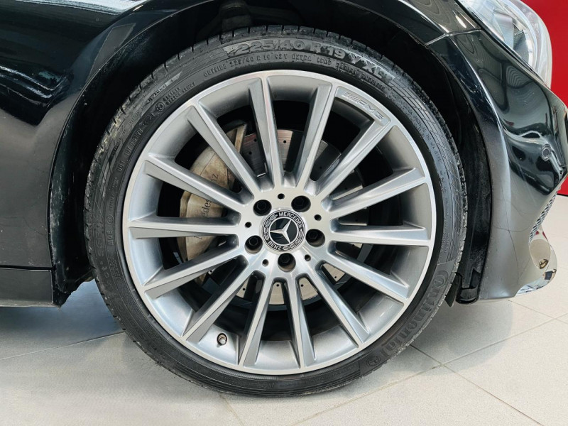 Photo 22 de l'offre de MERCEDES-BENZ Classe C Break 250 d 204 Sportline 9G-Tronic à 19990€ chez Occasions Champenoises