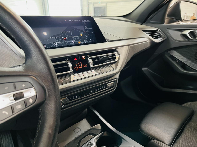 Photo 6 de l'offre de BMW SERIE 1  118i 136 ch DKG7 F40 Business Design à 21990€ chez Occasions Champenoises