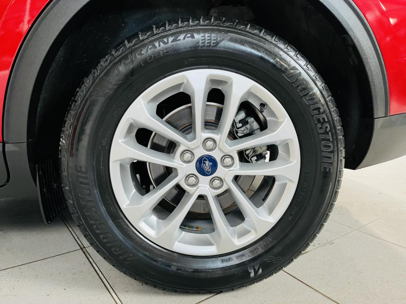 Photo 21 de l'offre de FORD KUGA 1.5 EcoBlue 120 S&S BVA8 Titanium à 17990€ chez Occasions Champenoises