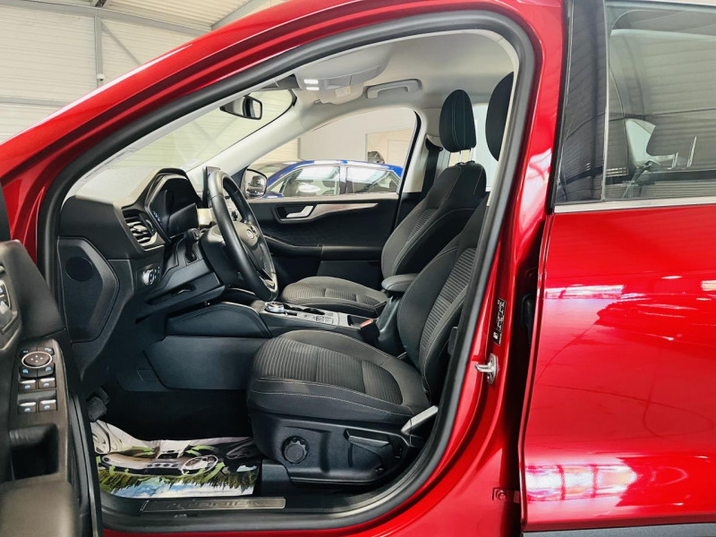 Photo 10 de l'offre de FORD KUGA 1.5 EcoBlue 120 S&S BVA8 Titanium à 17990€ chez Occasions Champenoises