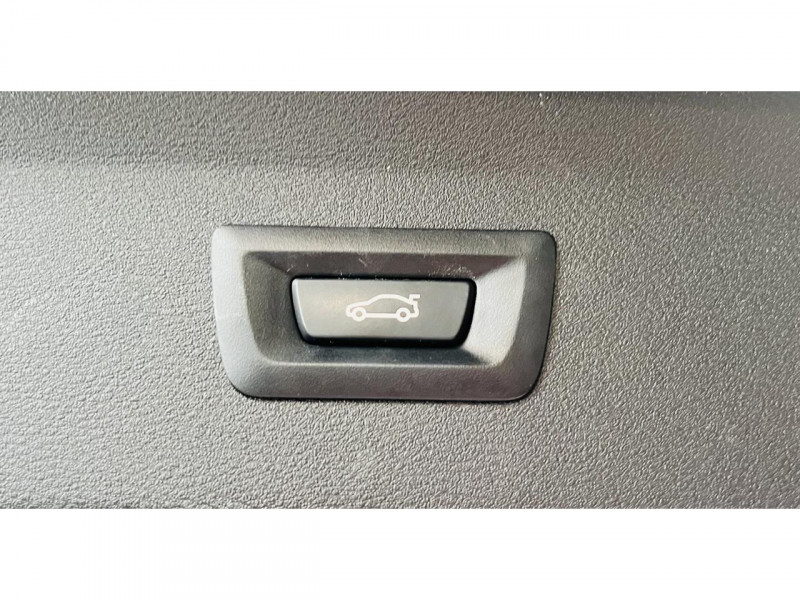 Photo 12 de l'offre de BMW X1  sDrive 18i 140 ch F48 LCI Business Design à 23490€ chez Occasions Champenoises