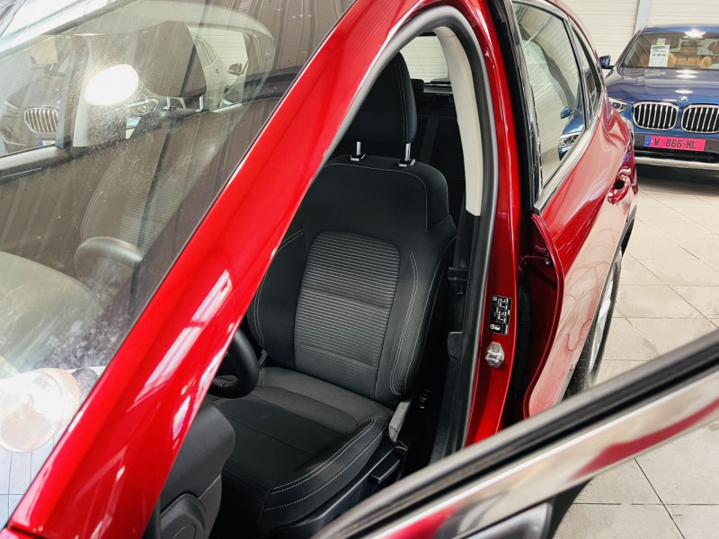 Photo 9 de l'offre de FORD KUGA 1.5 EcoBlue 120 S&S BVA8 Titanium à 17990€ chez Occasions Champenoises