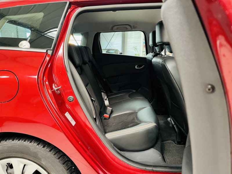 Photo 11 de l'offre de RENAULT CLIO Estate TCe 90 Energy Intens à 9990€ chez Occasions Champenoises