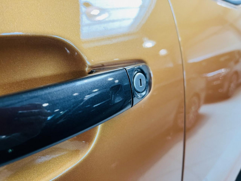 Photo 18 de l'offre de FORD RANGER DOUBLE CABINE  3.2 ECOBLUE 200 4X4 BV6 WILDTRAK à 32990€ chez Occasions Champenoises