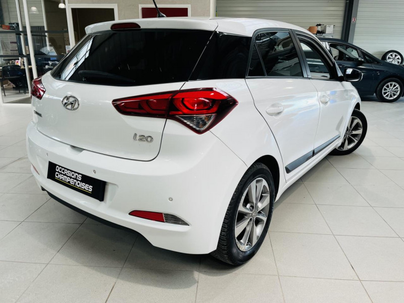 Photo 16 de l'offre de HYUNDAI i20 1.1 CRDi - 75  Intuitive à 8990€ chez Occasions Champenoises