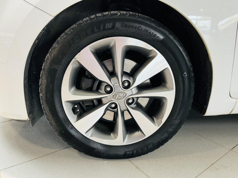 Photo 17 de l'offre de HYUNDAI i20 1.1 CRDi - 75  Intuitive à 8990€ chez Occasions Champenoises