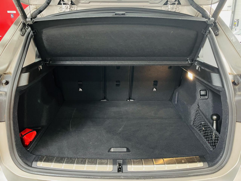 Photo 10 de l'offre de BMW X1  sDrive 18i 136 ch F48 LCI Business Design à 20990€ chez Occasions Champenoises