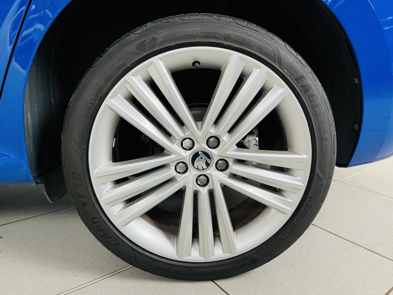 Photo 20 de l'offre de SKODA SCALA 1.5 TSI 150 ch DSG7 ACT Ambition à 15990€ chez Occasions Champenoises