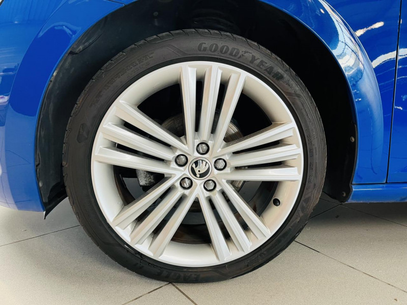 Photo 19 de l'offre de SKODA SCALA 1.5 TSI 150 ch DSG7 ACT Ambition à 15990€ chez Occasions Champenoises