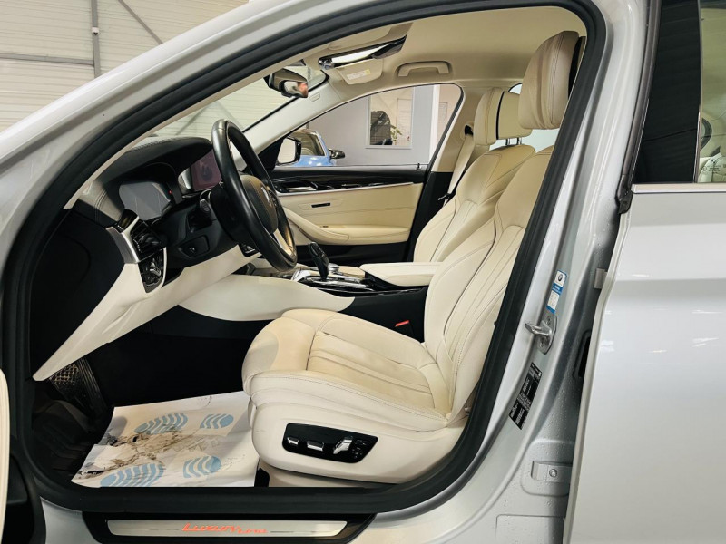 Photo 11 de l'offre de BMW SERIE 5  530d 265 ch BVA8 G30 Luxury à 34990€ chez Occasions Champenoises