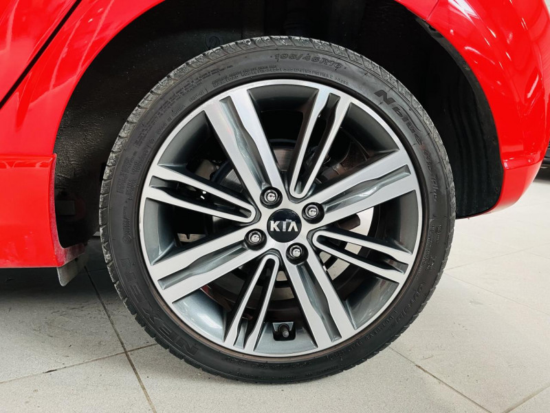 Photo 21 de l'offre de KIA PICANTO 1.0 67 GT Line à 10490€ chez Occasions Champenoises