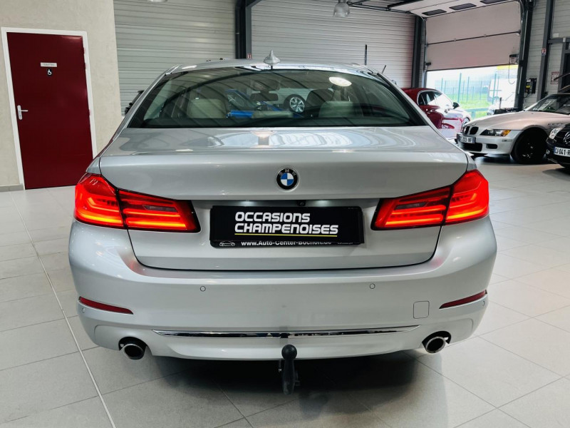 Photo 20 de l'offre de BMW SERIE 5  530d 265 ch BVA8 G30 Luxury à 34990€ chez Occasions Champenoises