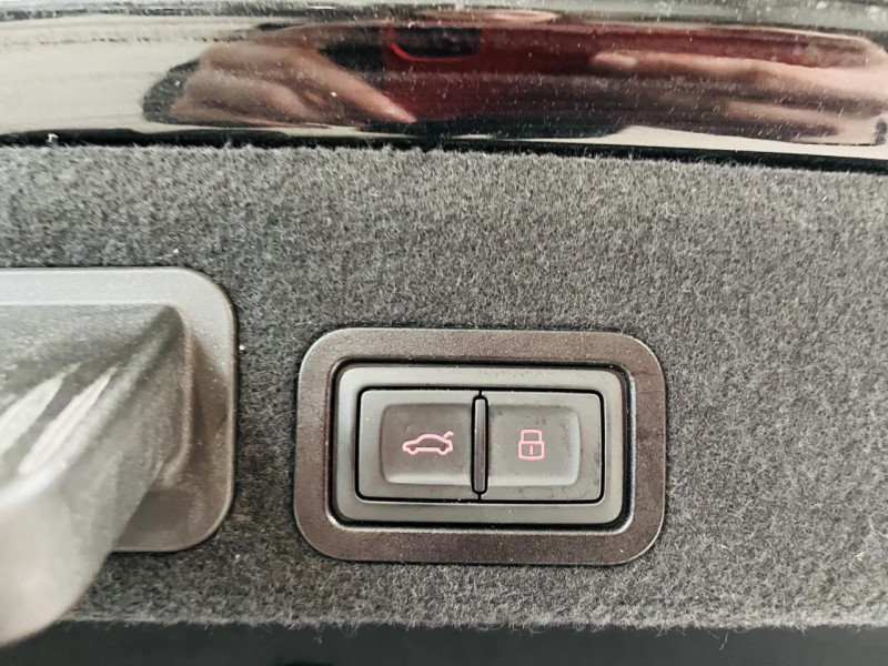 Photo 17 de l'offre de AUDI A6 Quattro 3.0 V6 BiTDI 320 Tiptronic S-Line à 22990€ chez Occasions Champenoises