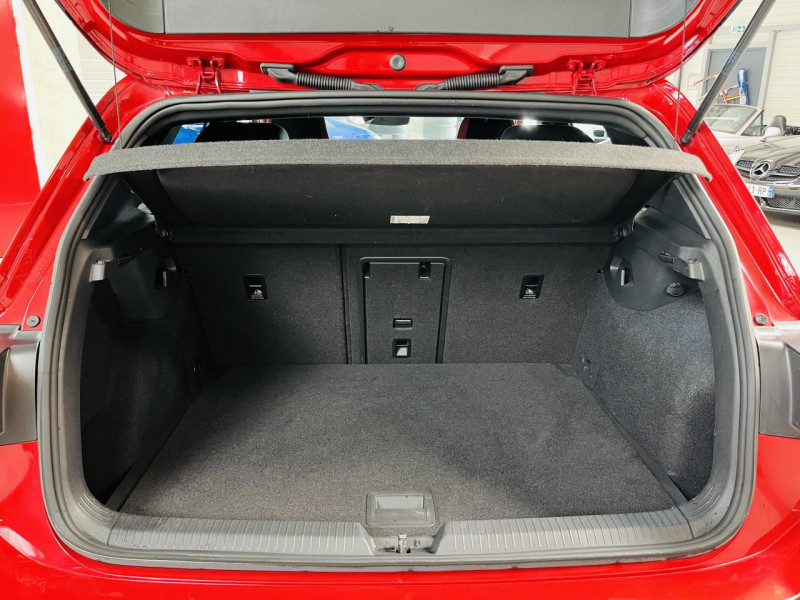 Photo 13 de l'offre de VOLKSWAGEN GOLF 2.0 TSI 245 DSG7 GTI à 26990€ chez Occasions Champenoises