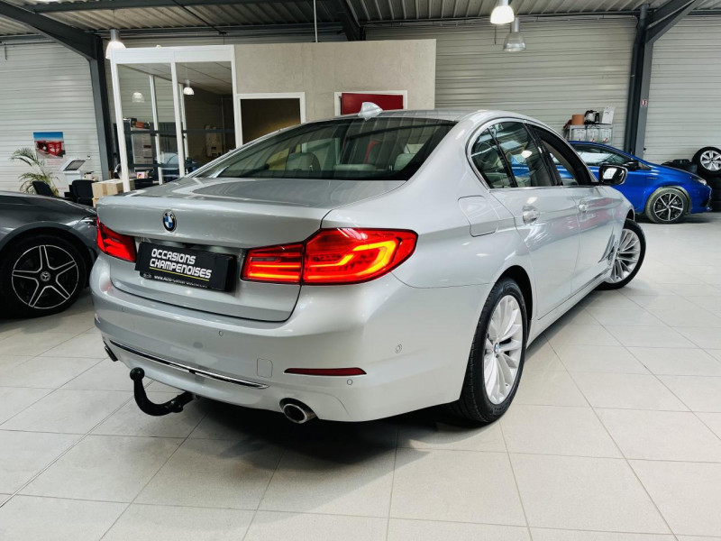 Photo 21 de l'offre de BMW SERIE 5  530d 265 ch BVA8 G30 Luxury à 34990€ chez Occasions Champenoises