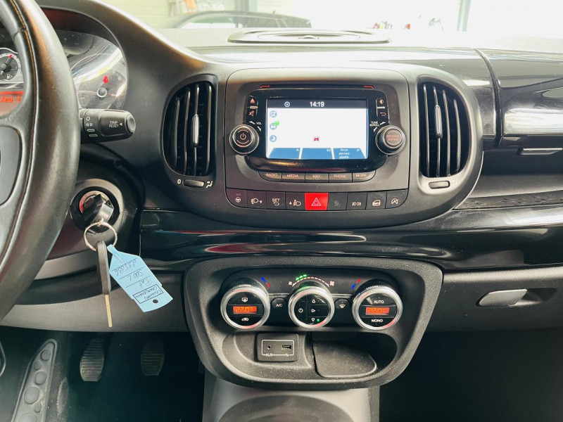 Photo 6 de l'offre de FIAT 500L  1.6 Multijet 16V 105 ch S/S Trekking à 9990€ chez Occasions Champenoises